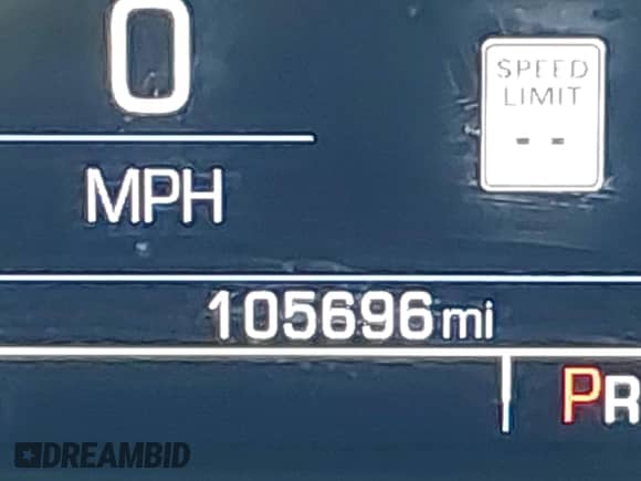 2018 Chevrolet Suburban Premier z VIN 1GNSKJKC5JR264383, wystawiony jako IAAI lot #43418058 z przebiegiem 105 696 mil mil oraz . Historia ofert i sprzedaży dostępna na DreamBid. Obrazek 15.