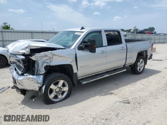 2019 Chevrolet Silverado 2500HD Work Truck z VIN 1GC1KREG9KF155249, wystawiony jako Copart lot #64574945 z przebiegiem 125 038 mil mil oraz Szkoda całkowita • Salvage title. Historia ofert i sprzedaży dostępna na DreamBid. Obrazek 1.