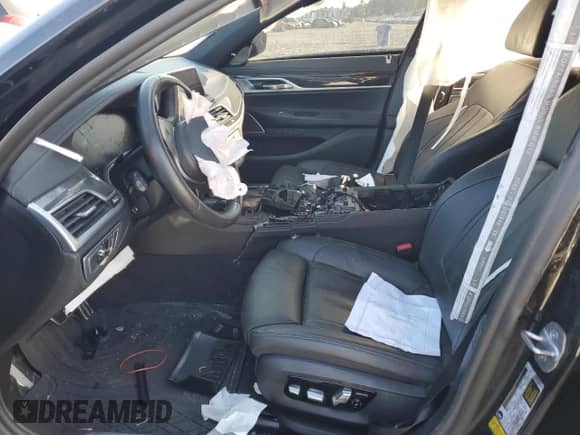 2020 BMW 7 Series 740i with VIN WBA7T2C09LGL17376, listed as a Copart auction lot 85931495 with Not provided miles and Clean title. Bid and sale history available at DreamBid. Image 7.