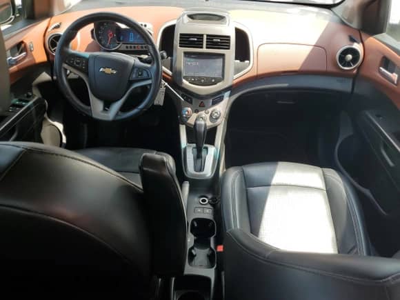 2016 Chevrolet Sonic LTZ with VIN 1G1JE5SB5G4164616, listed as a Copart auction lot 68568755 with 132,958 mi miles and Salvage title. Bid and sale history available at DreamBid. Image 8.