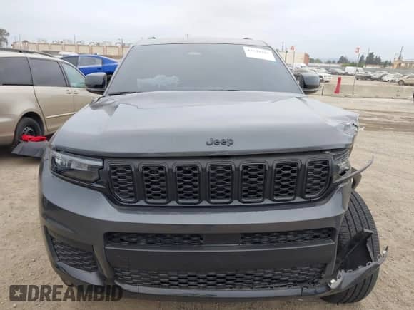2023 Jeep Grand Cherokee Altitude с VIN 1C4RJJAG1P8902402, выставлен на аукционе IAAI как лот 42584202 с пробегом 13 913 миль миль и . История ставок и продаж доступна на DreamBid. Изображение 12.