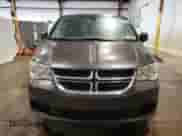 2018 Dodge Grand Caravan SE z VIN 2C4RDGBG5JR312871, wystawiony jako Copart lot #69593385 z przebiegiem 159 455 mil mil oraz Czysty tytuł • Clean title. Historia ofert i sprzedaży dostępna na DreamBid. Obrazek 5.
