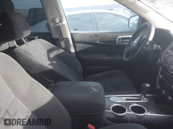 2013 Nissan Pathfinder SL z VIN 5N1AR2MN1DC627348, wystawiony jako IAAI lot #40151386 z przebiegiem 132 890 mil mil oraz . Historia ofert i sprzedaży dostępna na DreamBid. Obrazek 5.