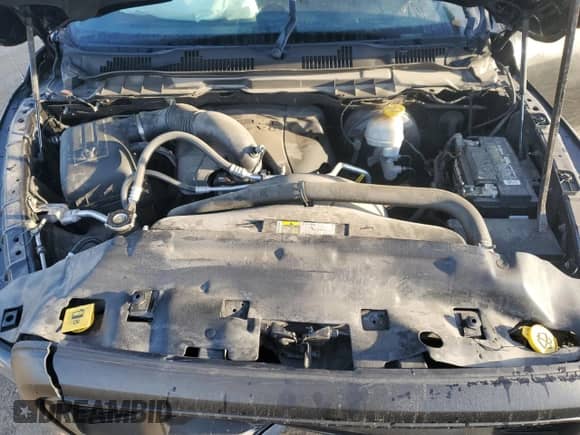 2017 Ram 1500 Rebel z VIN 1C6RR7YT5HS594015, wystawiony jako Copart lot #84951425 z przebiegiem 101 238 mil mil oraz Szkoda całkowita • Salvage title. Historia ofert i sprzedaży dostępna na DreamBid. Obrazek 11.