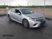 2019 Toyota Camry SE z VIN 4T1B11HK6KU843354, wystawiony jako IAAI lot #42811510 z przebiegiem 82 851 mil mil oraz . Historia ofert i sprzedaży dostępna na DreamBid. Obrazek 1.