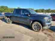 2020 Chevrolet Silverado 1500 LT z VIN 3GCPWCEK3LG327338, wystawiony jako Copart lot #81521555 z przebiegiem 87 907 mil mil oraz Szkoda całkowita • Salvage title. Historia ofert i sprzedaży dostępna na DreamBid. Obrazek 4.