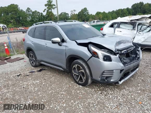 2023 Subaru Forester Touring z VIN JF2SKARC4PH471054, wystawiony jako IAAI lot #43156853 z przebiegiem 31 842 mil mil oraz . Historia ofert i sprzedaży dostępna na DreamBid. Obrazek 1.