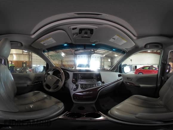 2014 Toyota Sienna Limited с VIN 5TDDK3DC7ES078040, выставлен на аукционе IAAI как лот 42771373 с пробегом 214 399 миль миль и . История ставок и продаж доступна на DreamBid. Изображение 24.