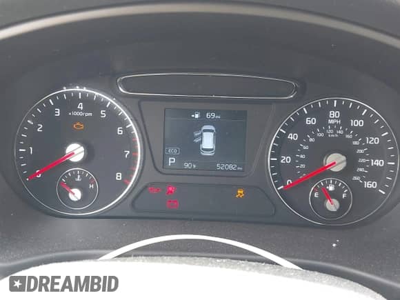 2020 Kia Sorento LX with VIN 5XYPG4A33LG628207, listed as a IAAI auction lot 43086456 with 52,082 mi miles and . Bid and sale history available at DreamBid. Image 7.