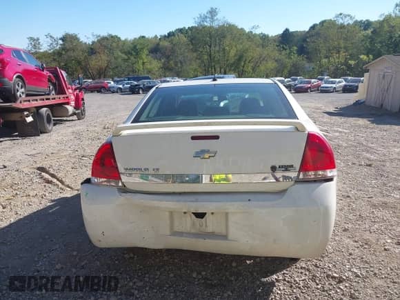 2008 Chevrolet Impala LT с VIN 2G1WT58N889275026, выставлен на аукционе IAAI как лот 43360636 с пробегом 156 673 миль миль и . История ставок и продаж доступна на DreamBid. Изображение 16.