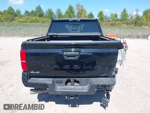 2024 Toyota Tacoma SR5 with VIN 3TMLB5JN4RM068147, listed as a IAAI auction lot 43177753 with 15,469 mi miles and . Bid and sale history available at DreamBid. Image 16.