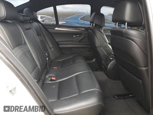 2015 BMW 5 Series 550i с VIN WBAKN9C55FD682331, выставлен на аукционе Copart как лот 47356725 с пробегом 80 741 миль миль и Списание • Salvage title. История ставок и продаж доступна на DreamBid. Изображение 10.