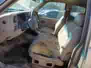1998 Chevrolet Silverado 2500 z VIN 1GCGC29R8WE255672, wystawiony jako Copart lot #46235455 z przebiegiem 325 923 mil mil oraz Szkoda całkowita • Salvage title. Historia ofert i sprzedaży dostępna na DreamBid. Obrazek 7.