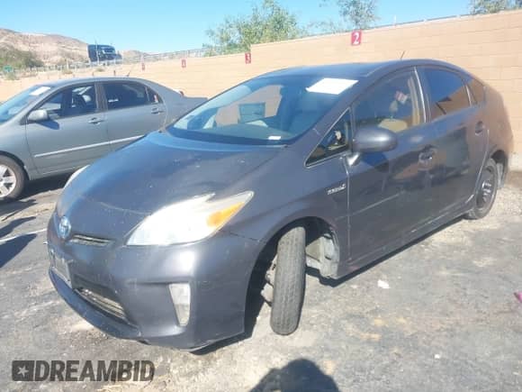 2015 Toyota Prius Four z VIN JTDKN3DU8F1909356, wystawiony jako IAAI lot #43400017 z przebiegiem 215 913 mil mil oraz . Historia ofert i sprzedaży dostępna na DreamBid. Obrazek 2.