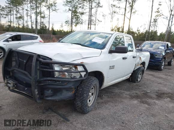 2016 Ram 1500 Tradesman с VIN 1C6RR7FG2GS383729, выставлен на аукционе IAAI как лот 41418322 с пробегом 146 511 миль миль и . История ставок и продаж доступна на DreamBid. Изображение 17.