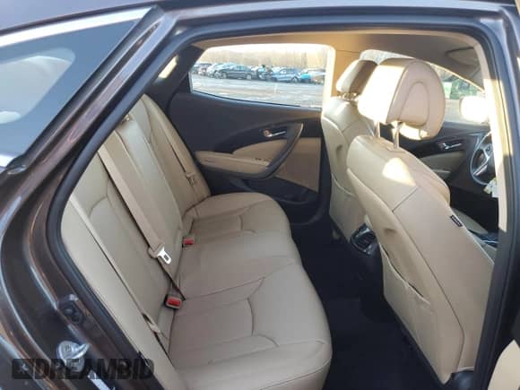 2016 Hyundai Azera с VIN KMHFG4JG7GA527428, выставлен на аукционе Copart как лот 85792324 с пробегом 88 976 миль миль и Списание • Salvage title. История ставок и продаж доступна на DreamBid. Изображение 10.