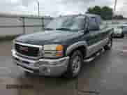 2003 GMC Sierra 1500 SLE с VIN 2GTEC19T631200650, выставлен на аукционе Copart как лот 68472175 с пробегом 151 438 миль миль и Списание • Salvage title. История ставок и продаж доступна на DreamBid. Изображение 1.