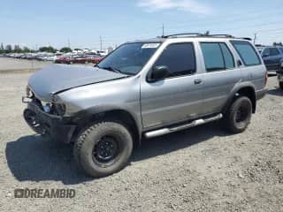 1998 Nissan Pathfinder XE z VIN JN8AR05Y2WW222588, wystawiony jako Copart lot #60874565 z przebiegiem 139 733 mil mil oraz Szkoda całkowita • Salvage title. Historia ofert i sprzedaży dostępna na DreamBid. Obrazek 1.