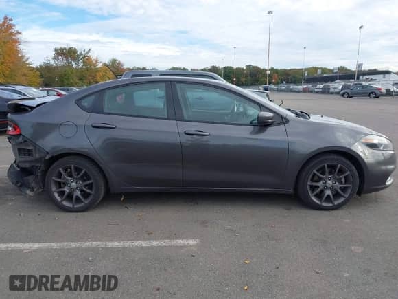 2016 Dodge Dart SXT Sport Rallye с VIN 1C3CDFFA5GD796742, выставлен на аукционе IAAI как лот 43451525 с пробегом 180 017 миль миль и . История ставок и продаж доступна на DreamBid. Изображение 13.