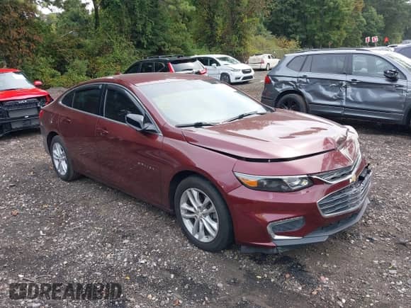 2016 Chevrolet Malibu LT z VIN 1G1ZE5STXGF279096, wystawiony jako IAAI lot #43283925 z przebiegiem 85 327 mil mil oraz . Historia ofert i sprzedaży dostępna na DreamBid. Obrazek 1.