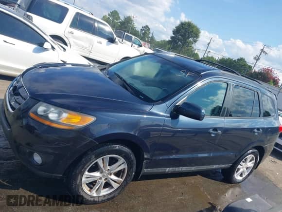 2011 Hyundai Santa Fe SE с VIN 5XYZH4AG4BG045166, выставлен на аукционе IAAI как лот 43058627 с пробегом 267 350 миль миль и . История ставок и продаж доступна на DreamBid. Изображение 14.