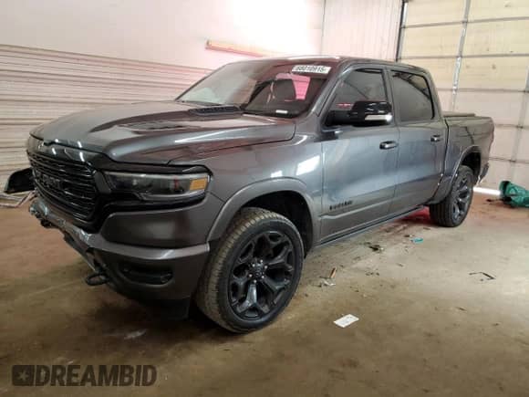 2022 Ram 1500 Limited z VIN 1C6SRFHT9NN328700, wystawiony jako Copart lot #68010915 z przebiegiem 70 522 mil mil oraz Szkoda całkowita • Salvage title. Historia ofert i sprzedaży dostępna na DreamBid. Obrazek 1.