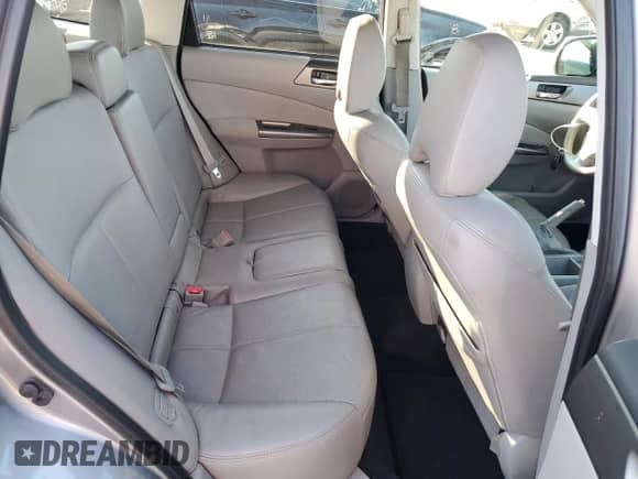 2011 Subaru Forester XT Touring z VIN JF2SHGGC6BH703232, wystawiony jako Copart lot #82640015 z przebiegiem 154 621 mil mil oraz Czysty tytuł • Clean title. Historia ofert i sprzedaży dostępna na DreamBid. Obrazek 11.