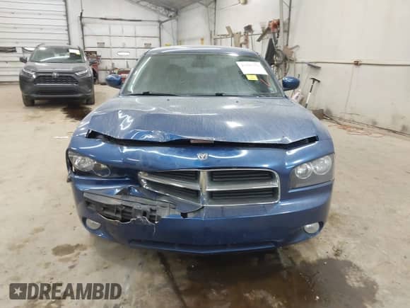 2010 Dodge Charger SXT z VIN 2B3CA3CV9AH128495, wystawiony jako IAAI lot #43382970 z przebiegiem 134 216 mil mil oraz . Historia ofert i sprzedaży dostępna na DreamBid. Obrazek 13.