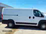 2024 Ram ProMaster Cargo Tradesman с VIN 3C6LRVVG9RE145572, выставлен на аукционе IAAI как лот 43233025 с пробегом 3 464 миль миль и . История ставок и продаж доступна на DreamBid. Изображение 12.