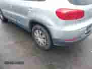 2014 Volkswagen Tiguan с VIN WVGCV3AX7EW529179, выставлен на аукционе IAAI как лот 42379530 с пробегом 151 335 миль миль и . История ставок и продаж доступна на DreamBid. Изображение 6.