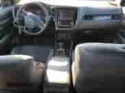 2020 Mitsubishi Outlander SE с VIN JA4AD3A32LZ022384, выставлен на аукционе Copart как лот 86107215 с пробегом 57 808 миль миль и Списание • Salvage title. История ставок и продаж доступна на DreamBid. Изображение 8.