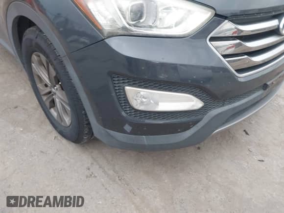 2016 Hyundai Santa Fe with VIN 5XYZU3LB4GG341299, listed as a IAAI auction lot 43574627 with 153,986 mi miles and . Bid and sale history available at DreamBid. Image 6.