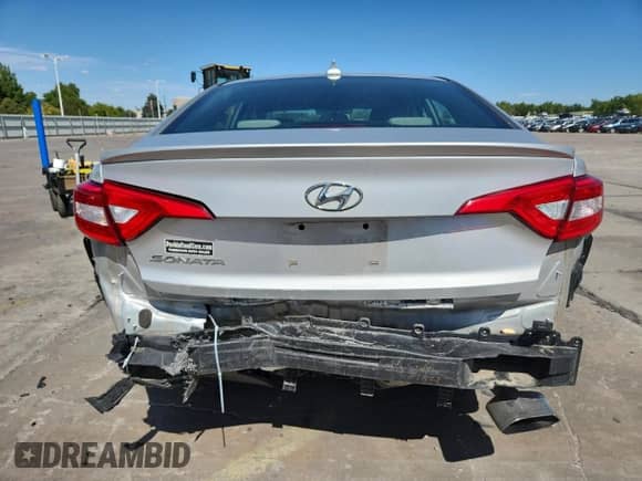 2016 Hyundai Sonata 2.4L с VIN 5NPE24AF5GH387863, выставлен на аукционе Copart как лот 80763965 с пробегом 140 328 миль миль и Списание • Salvage title. История ставок и продаж доступна на DreamBid. Изображение 6.