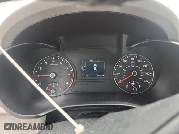 2016 Kia Optima EX с VIN 5XXGU4L32GG119340, выставлен на аукционе Copart как лот 84393645 с пробегом 126 595 миль миль и Списание • Salvage title. История ставок и продаж доступна на DreamBid. Изображение 9.