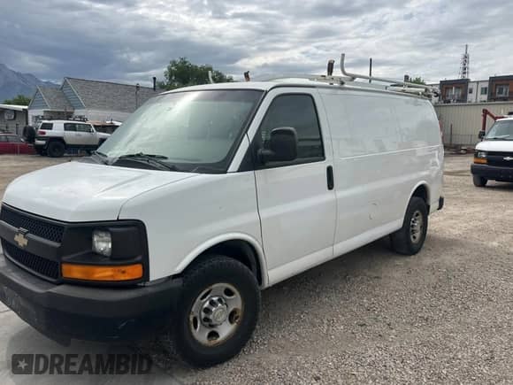 2013 Chevrolet Express Cargo с VIN 1GCWGFCA0D1149389, выставлен на аукционе Copart как лот 63786165 с пробегом 185 664 миль миль и Чистый • Clean title. История ставок и продаж доступна на DreamBid. Изображение 2.