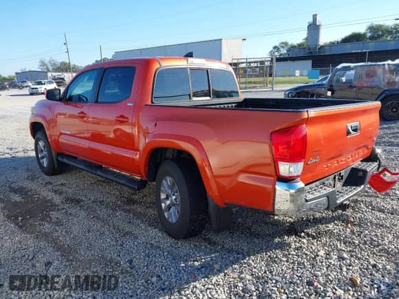 2017 Toyota Tacoma SR5 с VIN 3TMCZ5AN2HM095437, выставлен на аукционе IAAI как лот 43326515 с пробегом 147 431 миль миль и . История ставок и продаж доступна на DreamBid. Изображение 3.