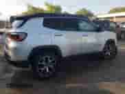 2025 Jeep Compass Limited с VIN 3C4NJDCN3ST619683, выставлен на аукционе Copart как лот 80148515 с пробегом 1 364 миль миль и Списание • Salvage title. История ставок и продаж доступна на DreamBid. Изображение 3.