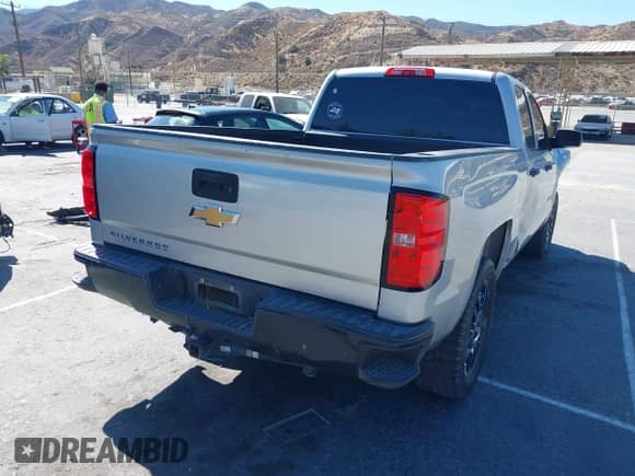 2015 Chevrolet Silverado 1500 Work Truck с VIN 1GCRCPEH1FZ356323, выставлен на аукционе IAAI как лот 43128197 с пробегом 159 030 миль миль и . История ставок и продаж доступна на DreamBid. Изображение 4.