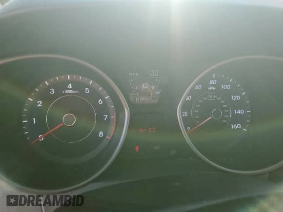 2015 Hyundai Elantra SE with VIN 5NPDH4AE7FH603552, listed as a Copart auction lot 72009545 with 83,986 mi miles and Salvage title. Bid and sale history available at DreamBid. Image 9.