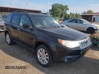 2012 Subaru Forester X Limited z VIN JF2SHAEC0CH431519, wystawiony jako IAAI lot #43212805 z przebiegiem 143 633 mil mil oraz . Historia ofert i sprzedaży dostępna na DreamBid. Obrazek 1.