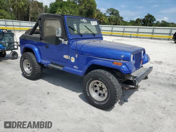 1990 Jeep Wrangler z VIN 2J4FY39T8LJ519849, wystawiony jako Copart lot #50917265 z przebiegiem 153 966 mil mil oraz Czysty tytuł • Clean title. Historia ofert i sprzedaży dostępna na DreamBid. Obrazek 4.