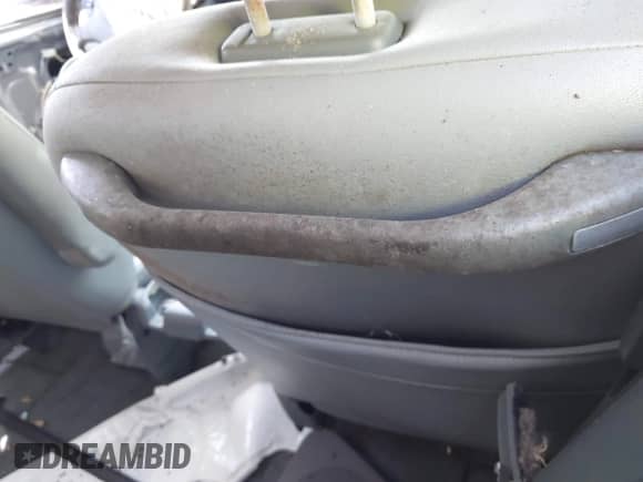 2000 Honda Odyssey EX с VIN 2HKRL1866YH577661, выставлен на аукционе IAAI как лот 43190108 с пробегом Не указан миль и . История ставок и продаж доступна на DreamBid. Изображение 14.