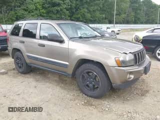 2005 Jeep Grand Cherokee Laredo with VIN 1J4HS48N85C543309, listed as a IAAI auction lot 42811145 with 259,098 mi miles and . Bid and sale history available at DreamBid. Image 1.