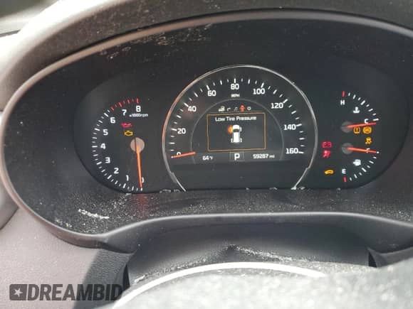 2016 Kia Sorento SX z VIN 5XYPK4A50GG184242, wystawiony jako Copart lot #84772345 z przebiegiem 59 287 mil mil oraz Szkoda całkowita • Salvage title. Historia ofert i sprzedaży dostępna na DreamBid. Obrazek 9.