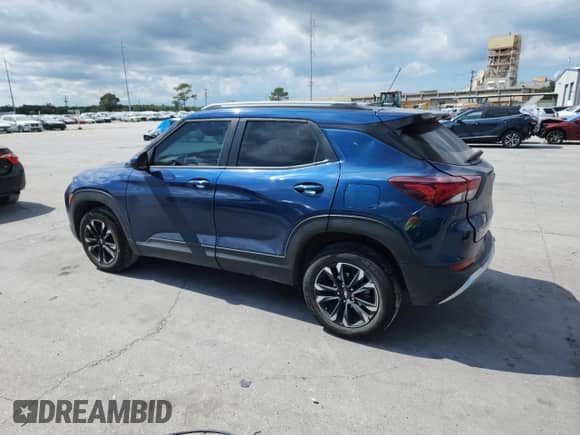 2021 Chevrolet TrailBlazer LT with VIN KL79MPS22MB050831, listed as a Copart auction lot 81732945 with 82,637 mi miles and Salvage title. Bid and sale history available at DreamBid. Image 2.