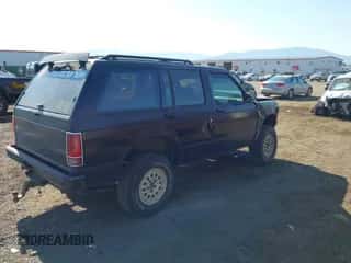 1991 Chevrolet Blazer z VIN 1GNDT13Z9M2200353, wystawiony jako IAAI lot #42747066 z przebiegiem 145 333 mil mil oraz . Historia ofert i sprzedaży dostępna na DreamBid. Obrazek 4.