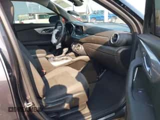 2021 Chevrolet Blazer LT с VIN 3GNKBCRS8MS518355, выставлен на аукционе IAAI как лот 43127436 с пробегом 82 070 миль миль и . История ставок и продаж доступна на DreamBid. Изображение 5.