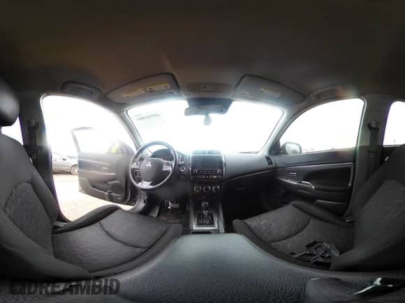 2020 Mitsubishi Outlander SE с VIN JA4AP4AU8LU015085, выставлен на аукционе IAAI как лот 40945489 с пробегом 80 942 миль миль и . История ставок и продаж доступна на DreamBid. Изображение 20.