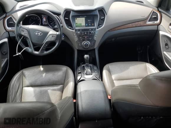 2017 Hyundai Santa Fe Limited Ultimate with VIN KM8SRDHF1HU185562, listed as a Copart auction lot 84223415 with 156,841 mi miles and Clean title. Bid and sale history available at DreamBid. Image 8.