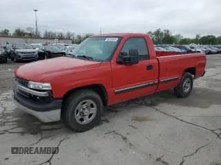 2002 Chevrolet Silverado 1500 z VIN 1GCEC14V72E261012, wystawiony jako Copart lot #55238385 z przebiegiem 152 191 mil mil oraz Szkoda całkowita • Salvage title. Historia ofert i sprzedaży dostępna na DreamBid. Obrazek 1.